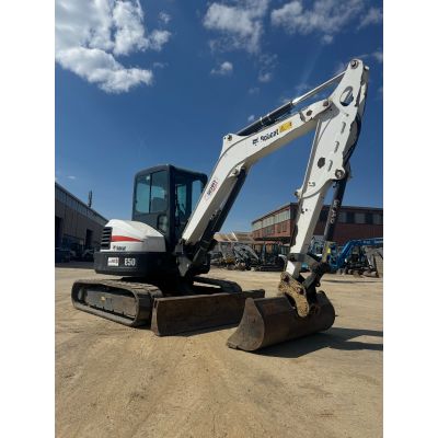 Mini-pelle Bobcat E50 (ID7236)